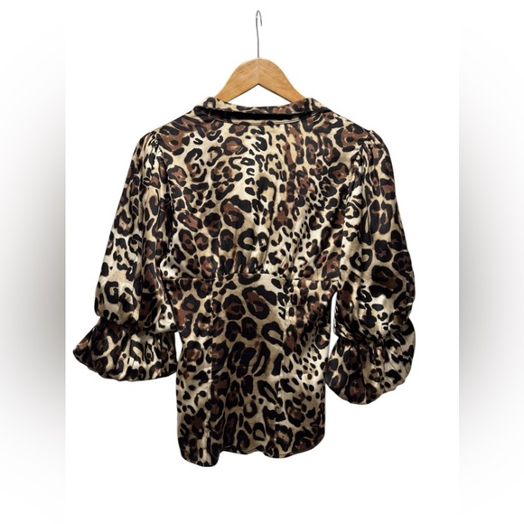 100% Authentic Bebe SILK Leopard Print Blouse Stretch XS Cheetah - Picture 7 of 15